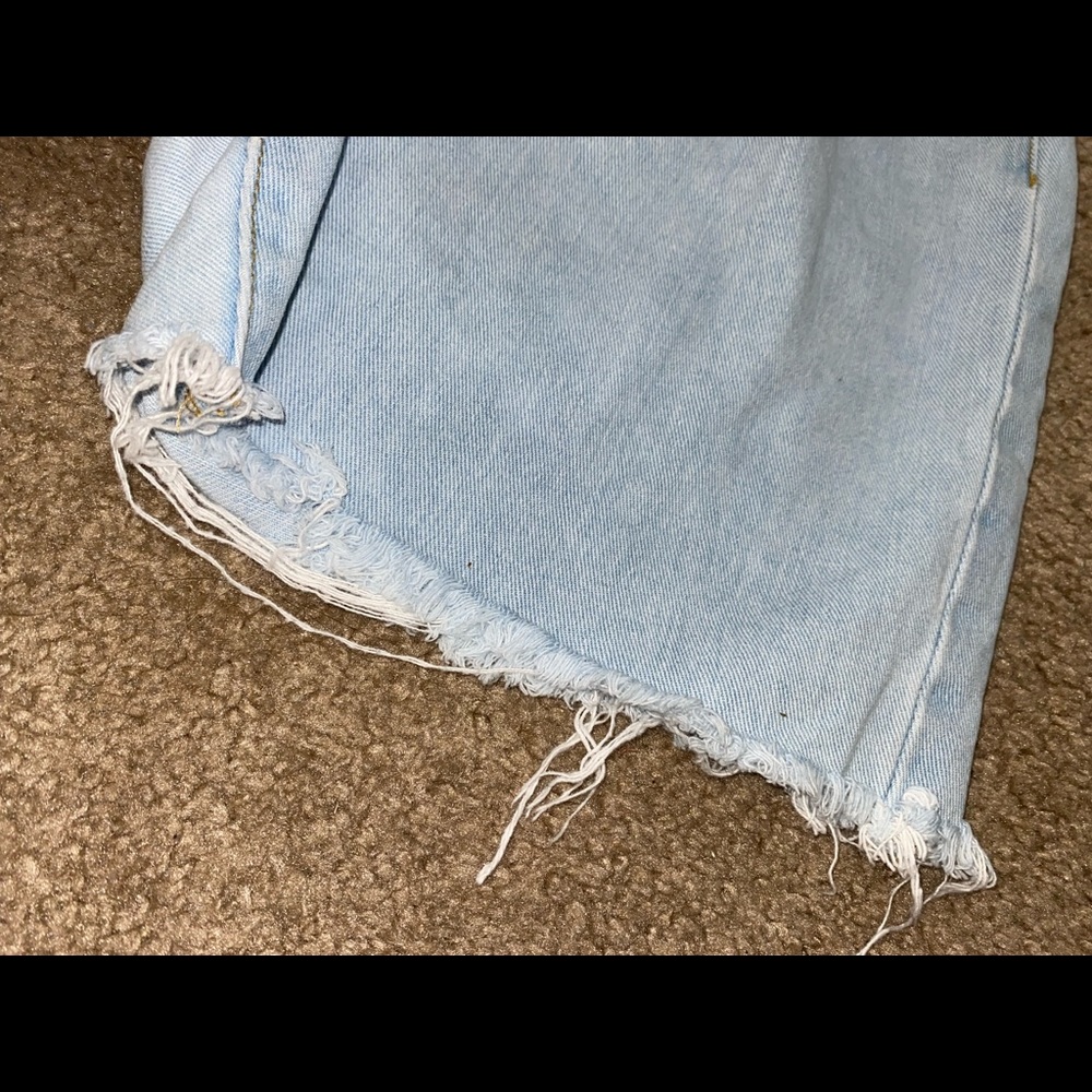 Ruffle Shorts - Picture 2 of 6
